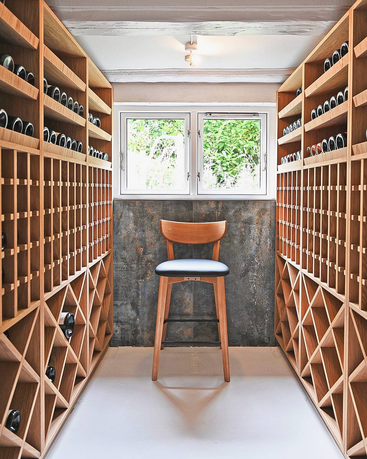 Snedkerkøkken på specialmål i egetræ